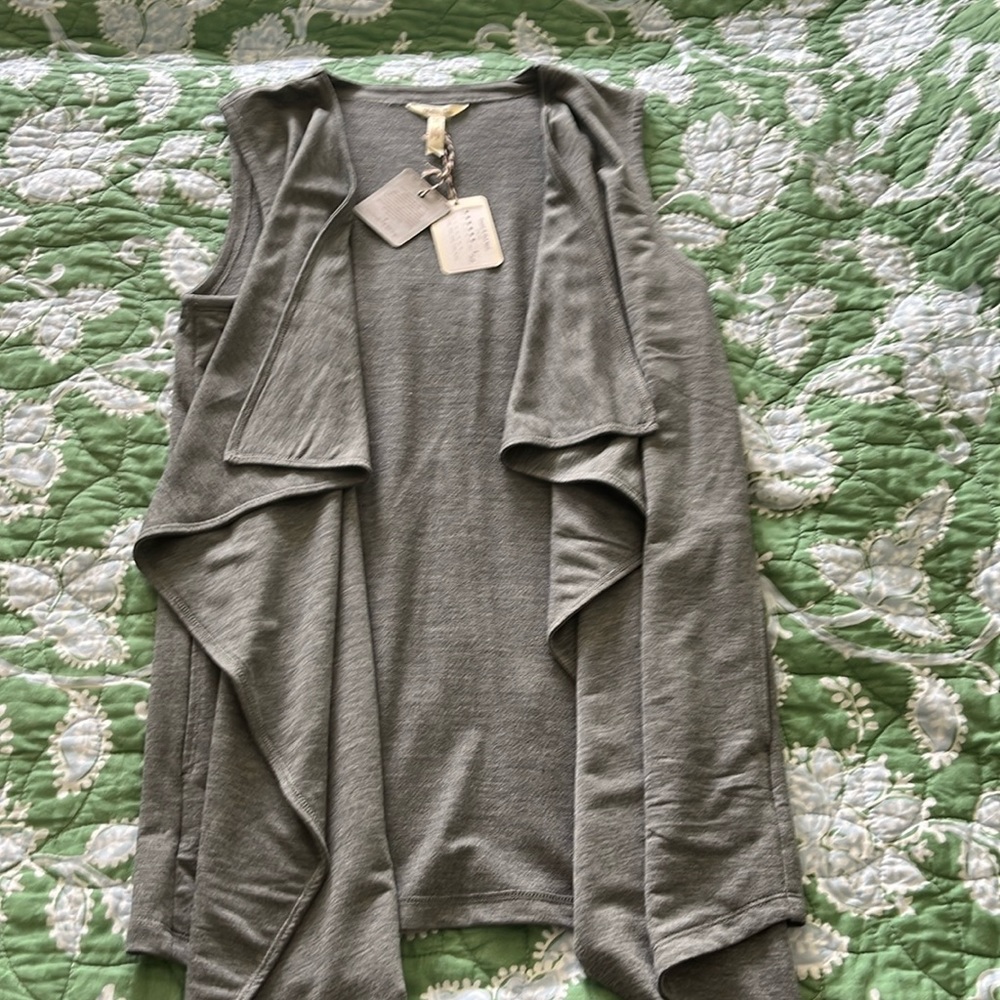 Matilda Jane sleeveless vest brand new